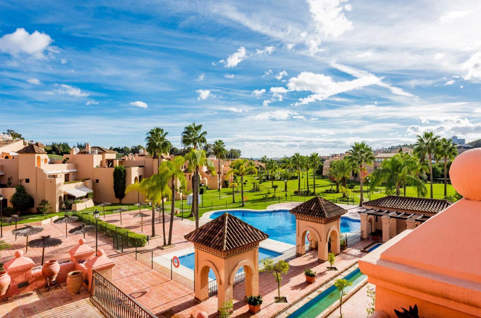 La Cartuja Del Golf Apartment Estepona Exterior photo
